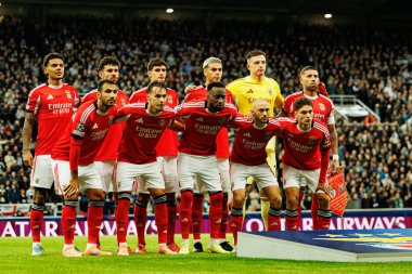 Benfica takımı, Newcastle United FC ve SL Benfica (Maciej Rogowski / Ball Raw Images) arasındaki Şampiyonlar Ligi faz maçında görüldü.)