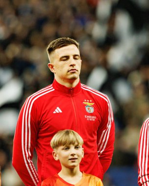 Anatoliy Trubin, Newcastle United FC ve SL Benfica (Maciej Rogowski / Ball Raw Images) arasında Şampiyonlar Ligi faz oyunu sırasında görüldü)