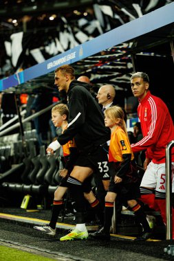 Dan Burn, Newcastle United FC ve SL Benfica (Maciej Rogowski / Ball Raw Images) arasında Şampiyonlar Ligi faz maçında görüldü)