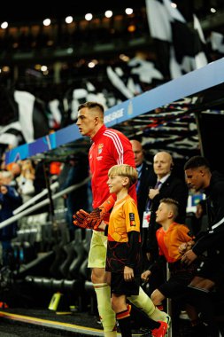 Anatoliy Trubin, Newcastle United FC ve SL Benfica (Maciej Rogowski / Ball Raw Images) arasında Şampiyonlar Ligi faz oyunu sırasında görüldü)