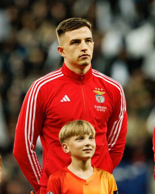 Anatoliy Trubin, Newcastle United FC ve SL Benfica (Maciej Rogowski / Ball Raw Images) arasında Şampiyonlar Ligi faz oyunu sırasında görüldü)