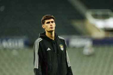 Antonio Silva, Newcastle United FC ve SL Benfica (Maciej Rogowski / Ball Raw Images) arasındaki Şampiyonlar Ligi faz maçında görüldü.)