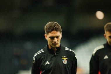 Georgiy Sudakov, Newcastle United ve SL Benfica (Maciej Rogowski / Ball Raw Images) arasında Şampiyonlar Ligi faz maçında görüldü)