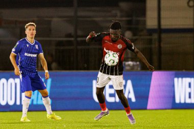 Boubacar Sidik Dabo, Lincoln Red Imps ve Lech Poznan (Maciej Rogowski / Ball Raw Images) takımları arasında oynanan UEFA Konferans Ligi faz maçında görüldü)