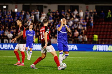 Luis Palma, Lincoln Red Imps ve Lech Poznan (Maciej Rogowski / Ball Raw Images) takımları arasında oynanan UEFA Konferans Ligi faz oyunu sırasında görüldü)