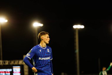 Gisli Thordarson, Lincoln Red Imps ve Lech Poznan (Maciej Rogowski / Ball Raw Images) takımları arasında oynanan UEFA Konferans Ligi faz maçında görüldü)