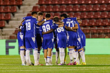 Lincoln Red Imps ve Lech Poznan (Maciej Rogowski / Ball Raw Images) takımları arasında oynanan UEFA Konferans Ligi faz oyunu sırasında görülen Lech takımı)