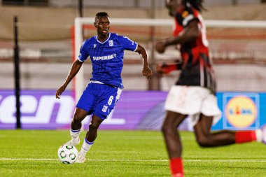 Timothy Ouma, Lincoln Red Imps ve Lech Poznan (Maciej Rogowski / Ball Raw Images) takımları arasında oynanan UEFA Konferans Ligi faz oyunu sırasında görüldü)