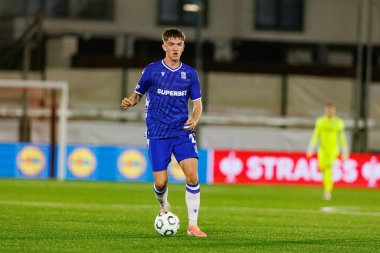 Wojciech Monka, Lincoln Red Imps ve Lech Poznan (Maciej Rogowski / Ball Raw Images) takımları arasında oynanan UEFA Konferans Ligi faz maçında görüldü)