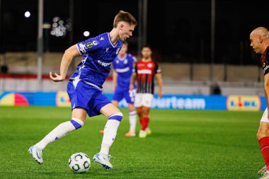 Gisli Thordarson, Lincoln Red Imps ve Lech Poznan (Maciej Rogowski / Ball Raw Images) takımları arasında oynanan UEFA Konferans Ligi faz maçında görüldü)