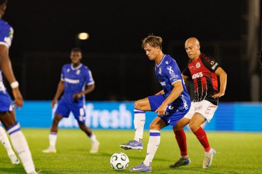 Robert Gumny UEFA Konferans Ligi faz oyunu sırasında Lincoln Red Imps ve Lech Poznan (Maciej Rogowski / Ball Raw Images) takımları arasında görüldü)
