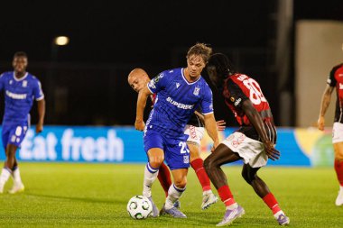 Robert Gumny UEFA Konferans Ligi faz oyunu sırasında Lincoln Red Imps ve Lech Poznan (Maciej Rogowski / Ball Raw Images) takımları arasında görüldü)