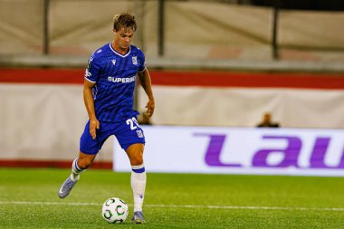 Robert Gumny UEFA Konferans Ligi faz oyunu sırasında Lincoln Red Imps ve Lech Poznan (Maciej Rogowski / Ball Raw Images) takımları arasında görüldü)