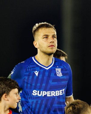 Mateusz Skrzypczak, Lincoln Red Imps ve Lech Poznan (Maciej Rogowski / Ball Raw Images) takımları arasında oynanan UEFA Konferans Ligi faz oyunu sırasında görüldü)