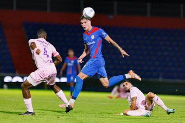 Marko Milovanoviç Marezi, Liga Portekiz maçı sırasında FC Alverca ve Gil Vicente FC (Maciej Rogowski / Ball Raw Images) takımları arasında görüldü.)