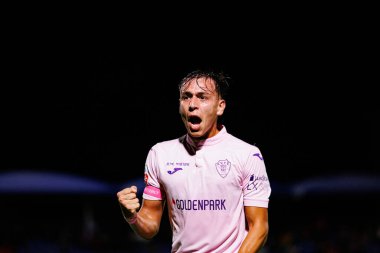 Facundo Caseres, FC Alverca ve Gil Vicente FC (Maciej Rogowski / Ball Raw Images) takımları arasında oynanan Liga Portekiz maçında gol attıktan sonra kutlama yaparken görülüyor.)