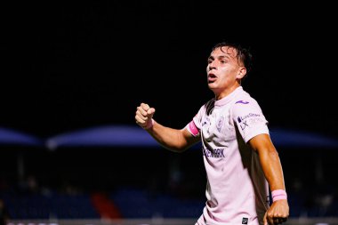 Facundo Caseres, FC Alverca ve Gil Vicente FC (Maciej Rogowski / Ball Raw Images) takımları arasında oynanan Liga Portekiz maçında gol attıktan sonra kutlama yaparken görülüyor.)