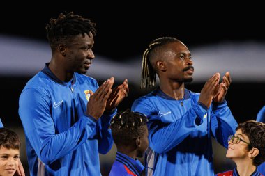 Sabit Abdulai ve Lincoln, Liga Portekiz maçı sırasında FC Alverca ve Gil Vicente FC (Maciej Rogowski / Ball Raw Images) takımları arasında görüldü.)