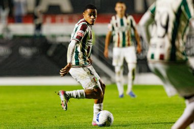 Liga Portekiz maçında Estrela Amadora ve Rio Ave FC takımları arasında Estadio Jose Gomes 'de (Maciej Rogowski / Ball Raw Images) Robson Lucas Oliveira Botelho)
