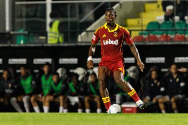 Jonathan Panzo, Liga Portekiz maçı sırasında Estrela Amadora ve Rio Ave FC takımları arasında Estadio Jose Gomes 'de görüldü (Maciej Rogowski / Ball Raw Images)