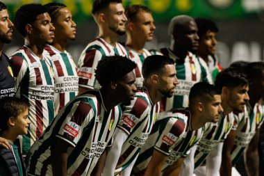 Estrela 'nın oyuncuları Liga Portekiz maçı sırasında Estrela Amadora ve Rio Ave FC takımları arasında Estadio Jose Gomes (Maciej Rogowski / Ball Raw Images)