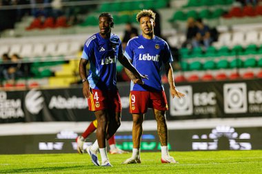 Jonathan Panzo ve Clayton Liga Portekiz maçı sırasında Estrela Amadora ve Rio Ave FC takımları arasında Estadio Jose Gomes (Maciej Rogowski / Ball Raw Images)
