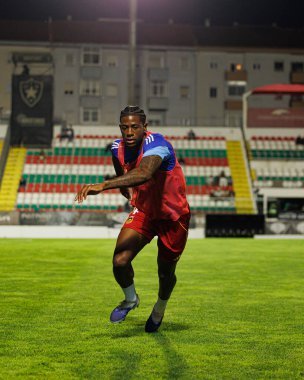 Jonathan Panzo, Liga Portekiz maçı sırasında Estrela Amadora ve Rio Ave FC takımları arasında Estadio Jose Gomes 'de görüldü (Maciej Rogowski / Ball Raw Images)