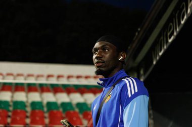 Julien Lomboto, Liga Portekiz maçı sırasında Estrela Amadora ve Rio Ave FC takımları arasında Estadio Jose Gomes 'de (Maciej Rogowski / Ball Raw Images) görüldü.)
