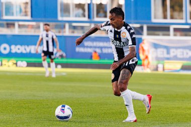 Liga Portekiz maçında Estoril Praia ve CD Nacional takımları arasında Estadio Antonio Coimbra da Mota 'da görüldü (Maciej Rogowski / Ball Raw Images)