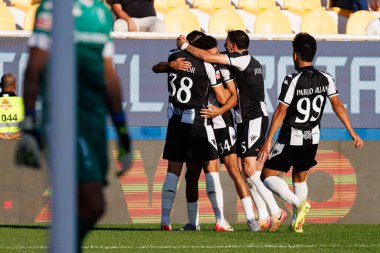 Ze Vitor ve Leo Santos, Liga Portekiz maçında GD Estoril Praia ve CD Nacional takımları arasında Estadio Antonio Coimbra da Mota (Maciej Rogowski / Ball Raw Images)