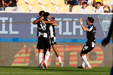 Ze Vitor ve Leo Santos, Liga Portekiz maçında GD Estoril Praia ve CD Nacional takımları arasında Estadio Antonio Coimbra da Mota (Maciej Rogowski / Ball Raw Images)