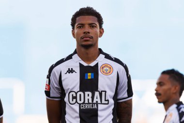 Matheus Dias, Liga Portekiz maçı sırasında Estoril Praia ve CD Nacional takımları arasında Estadio Antonio Coimbra da Mota 'da görüldü (Maciej Rogowski / Ball Raw Images)