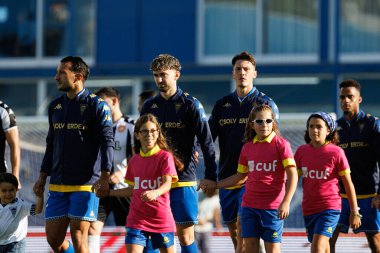Jordan Holsgrove ve Felix Bacher, Liga Portekiz maçı sırasında Estoril Praia ve CD Nacional takımları arasında Estadio Antonio Coimbra da Mota (Maciej Rogowski / Ball Raw Images)