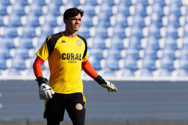 Kevyn Vinicius, Liga Portekiz maçı sırasında Estoril Praia ve CD Nacional takımları arasında Estadio Antonio Coimbra da Mota (Maciej Rogowski / Ball Raw Images)