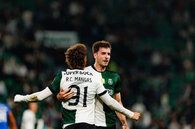 Fotis Ioannidis ve Ricardo Mangas, Estadio Jose Alvalade 'de (Maciej Rogowski / Ball Raw Images) Sporting CP ve Alverca FC takımları arasında oynanan çeyrek final maçında gol attıktan sonra kutlama yaparken görüldü.)