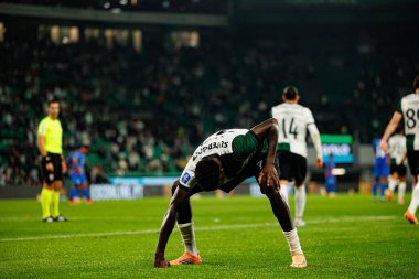 Salvador Blopa, Estadio Jose Alvalade 'de (Maciej Rogowski / Ball Raw Images) Sporting CP ve Alverca FC takımları arasında oynanan çeyrek final maçında attığı golü kutlarken görülüyor.)