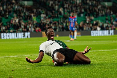 Salvador Blopa, Estadio Jose Alvalade 'de (Maciej Rogowski / Ball Raw Images) Sporting CP ve Alverca FC takımları arasında oynanan çeyrek final maçında attığı golü kutlarken görülüyor.)