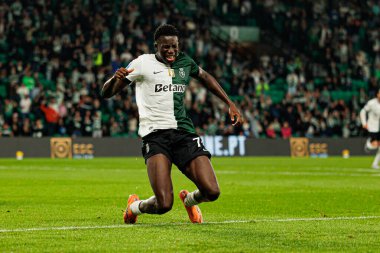 Salvador Blopa, Estadio Jose Alvalade 'de (Maciej Rogowski / Ball Raw Images) Sporting CP ve Alverca FC takımları arasında oynanan çeyrek final maçında attığı golü kutlarken görülüyor.)