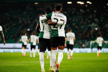 Geovany Quenda ve Alisson Santos, Estadio Jose Alvalade 'de (Maciej Rogowski / Ball Raw Images) Sporting CP ve Alverca FC takımları arasında oynanan çeyrek final maçında gol üstüne gol atarken görüldü.)