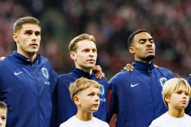 Micky Van de Ven, Frenkie De Jong ve Ryan Gravenberch, 2026 Dünya Kupası eleme maçında Polonya ve Hollanda milli takımları arasında görüldü (Maciej Rogowski / Ball Raw Images)