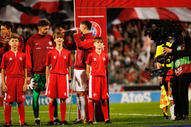 Jakub Kiwior, Bartlomiej Dragowski ve Robert Lewandowski, 2026 Dünya Kupası eleme maçında Malta ve Polonya milli takımları arasında görüldü (Maciej Rogowski / Ball Raw Images)