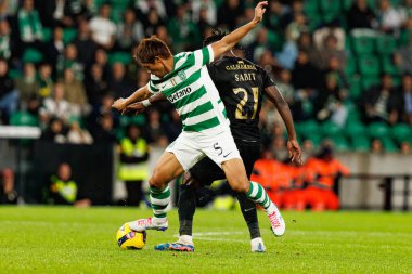 Hidemasa Morita, Liga Portekiz maçı sırasında Estadio Jose Alvalade 'deki Sporting CP ve Alverca FC takımları arasında görüldü (Maciej Rogowski / Ball Raw Images)