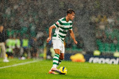 Liga Portekiz maçı sırasında Estadio Jose Alvalade 'deki Sporting CP ve Alverca FC takımları arasında Giorgos Vagiannidis görüldü (Maciej Rogowski / Ball Raw Images)