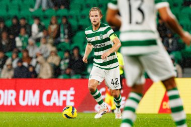 Liga Portekiz maçında Estadio Jose Alvalade 'deki Sporting CP ve Alverca FC takımları arasında Morten Hjulmand görüldü (Maciej Rogowski / Ball Raw Images)