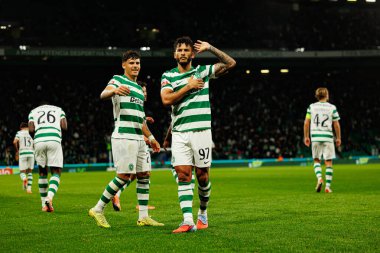 Maximiliano Araujo ve Luis Suarez, Estadio Jose Alvalade 'de (Maciej Rogowski / Ball Raw Images) oynayan Sporting CP ve Alverca FC takımları arasında oynanan Liga Portekiz maçında gol attıktan sonra kutlama yaparken görüldü.)