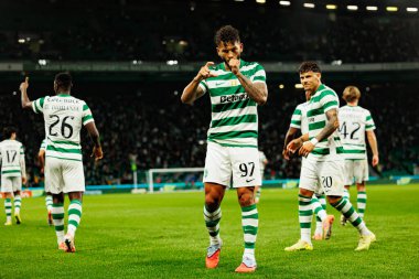 Luis Suarez, Liga Portekiz maçında Estadio Jose Alvalade (Maciej Rogowski / Ball Raw Images) takımları arasında attığı golü kutlarken görüldü.)