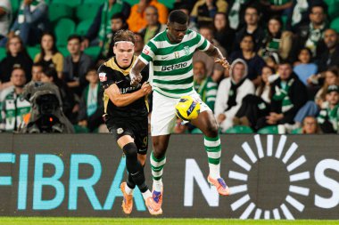 Marko Milovanoviç Marezi ve Ousmane Diomande, Liga Portekiz maçı sırasında Estadio Jose Alvalade 'deki Sporting CP ve Alverca FC takımları arasında görüldü (Maciej Rogowski / Ball Raw Images)