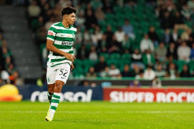 Joao Simoes, Liga Portekiz maçı sırasında Estadio Jose Alvalade 'deki Sporting CP ve Alverca FC takımları arasında görüldü (Maciej Rogowski / Ball Raw Images)