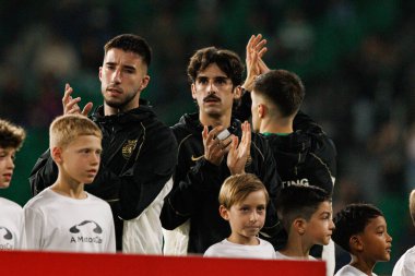 Goncalo Inacio ve Francisco Trincao, Liga Portekiz maçı sırasında Estadio Jose Alvalade 'de (Maciej Rogowski / Ball Raw Images) Sporting CP ve Alverca FC takımları arasında görüldü.)
