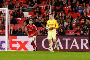Anatoliy Trubin SL Benfica ve Bayer 04 Leverkusen (Maciej Rogowski / Ball Raw Images) arasındaki Şampiyonlar Ligi faz maçında görüldü)